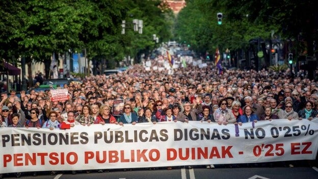 Miles De Personas Toman De Nuevo Las Calles Para Exigir Pensiones