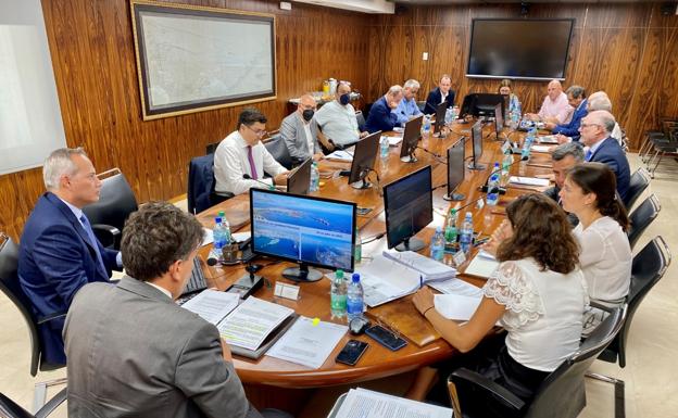 Ibarra presidió el consejo de administración del lunes.