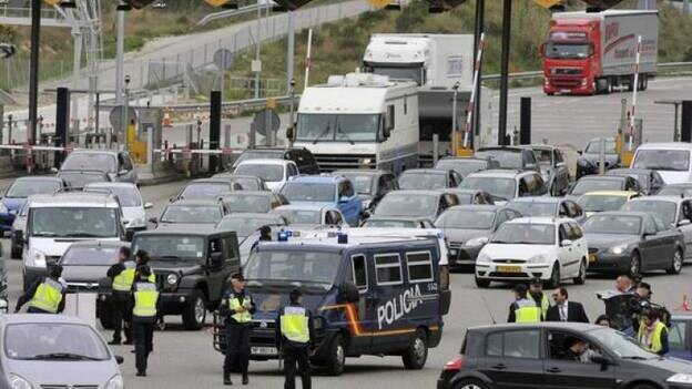 España blinda la frontera Cataluña-Francia para evitar entrada a antisistemas