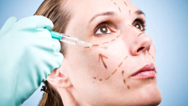 Las operaciones de cirugía estética aumentan un 30 % de cara al verano