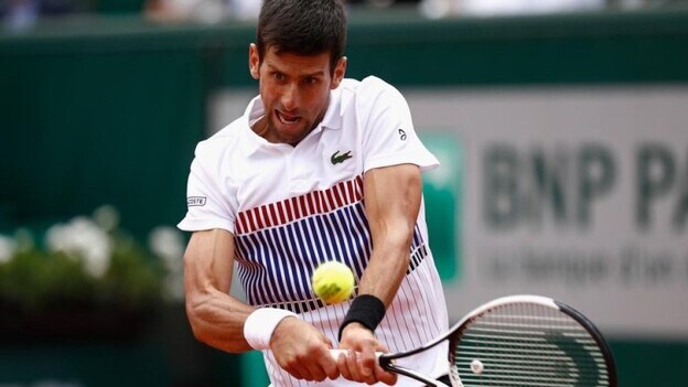 Djokovic suma su segunda victoria en hierba y logra las semifinales