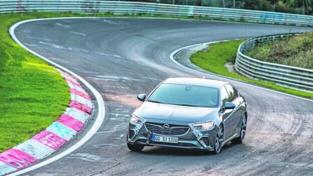 El nuevo Opel Insignia GSi conquista el circuito Nordschleife