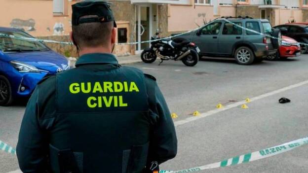 Un Guardia Civil tirotea a su mujer en Ceuta