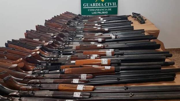 La Guardia Civil subasta 408 armas en Gran Canaria