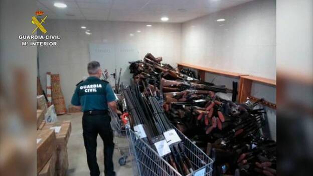 La Guardia Civil destruye 6.015 armas de fuego depositadas en Canarias