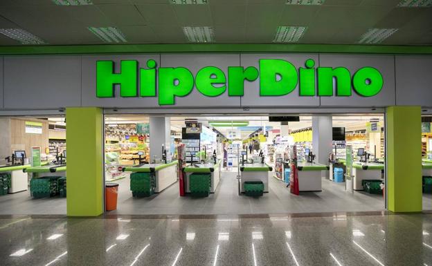 HiperDino recauda más de 70.000 euros durante la 'Gran Recogida de Alimentos' 2020