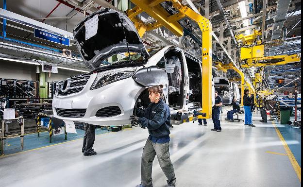 Mercedes Vitoria compensará los «desafíos» de 2020 con una extra de 775 euros