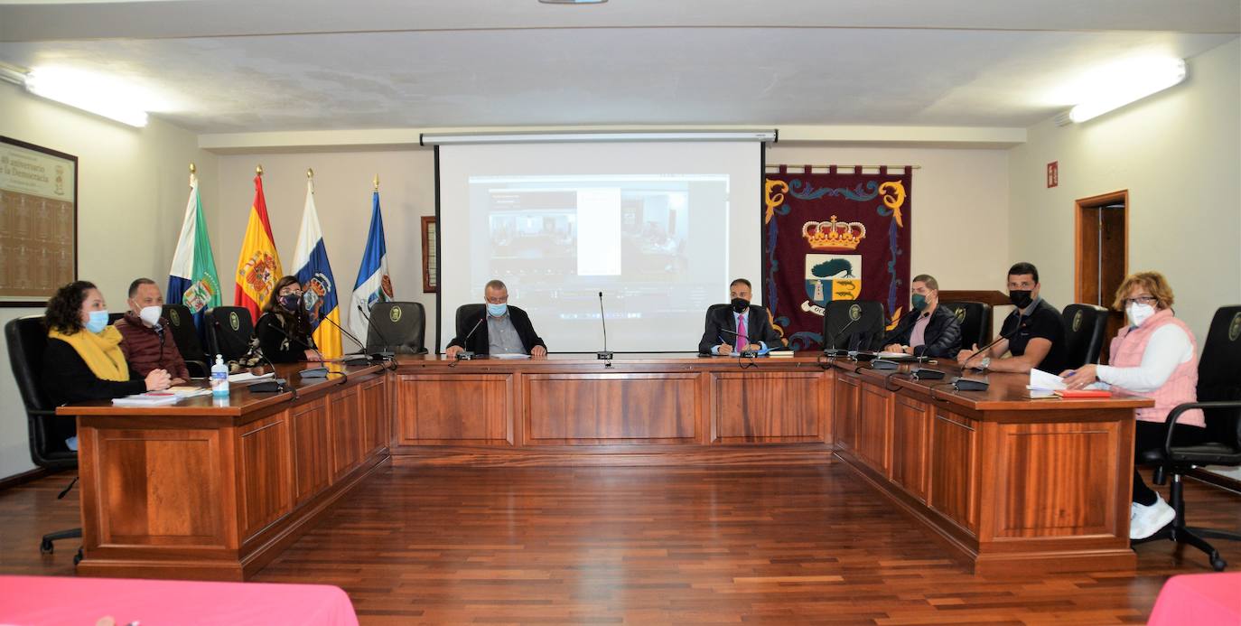 Pleno del Ayuntamiento de Frontera. 