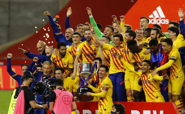 El Barça celebrando su 31ª Copa del Rey/Reuters