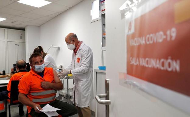 La vacunación contra la covid-19 en las empresas de la Comunitat Valenciana 