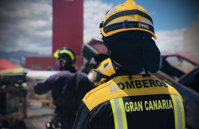 Los bomberos de Gran Canaria rechazan la nueva imposición de la jornada laboral - Vimarsana News