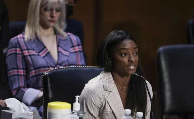 Simone Biles, durante su testimonio en el Senado. /AFP