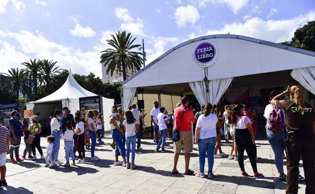 Imagen de la Feria del Libro del año pasado, que también fue en Santa Catalina. 
