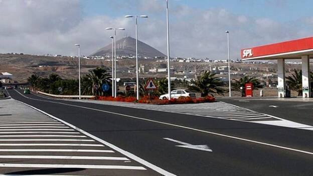 Atropellados dos peatones de noche en Lanzarote, uno de ellos grave