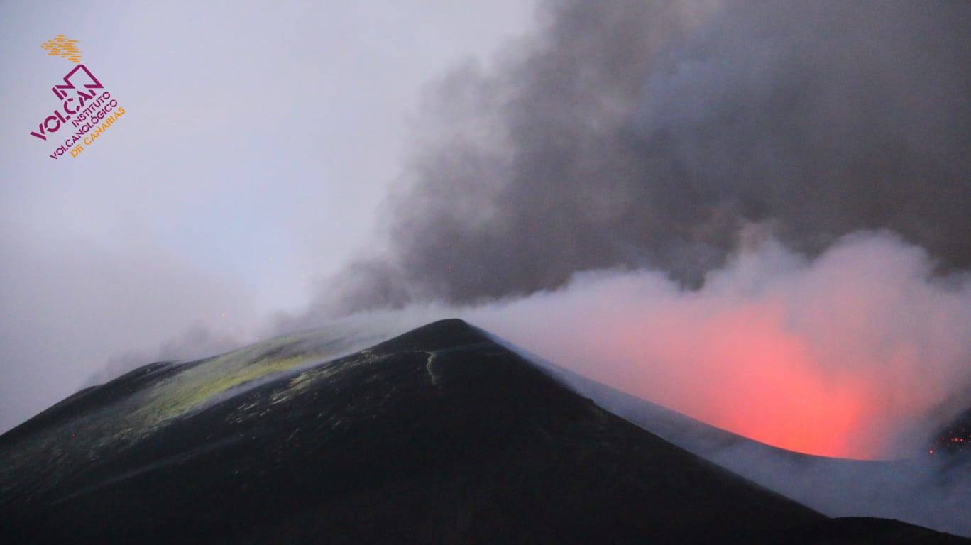 Imagen actualizada del volcán.  / Invulkan
