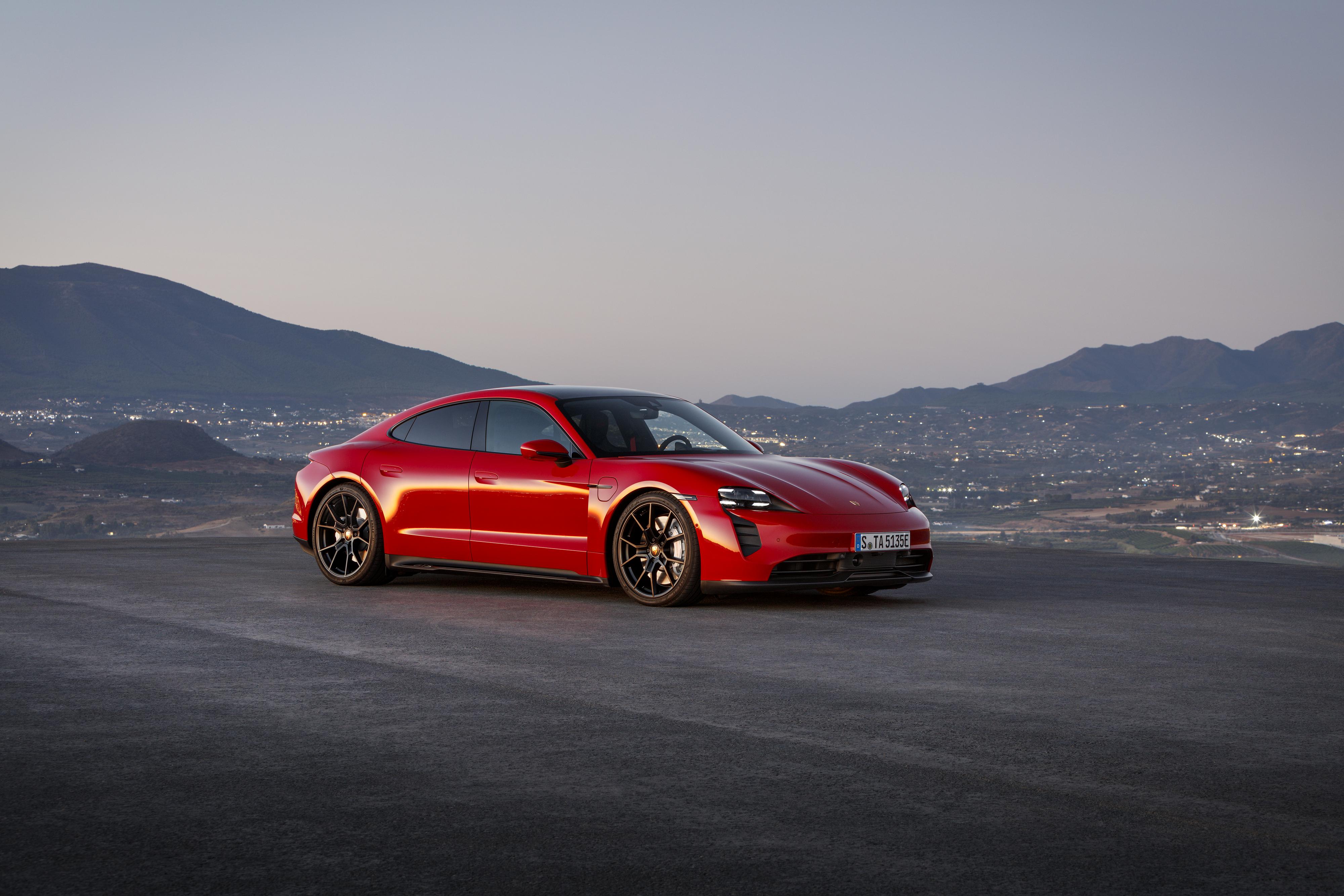 Fotogalería: Así es el portentoso y electrizante nuevo Porsche Taycan GTS