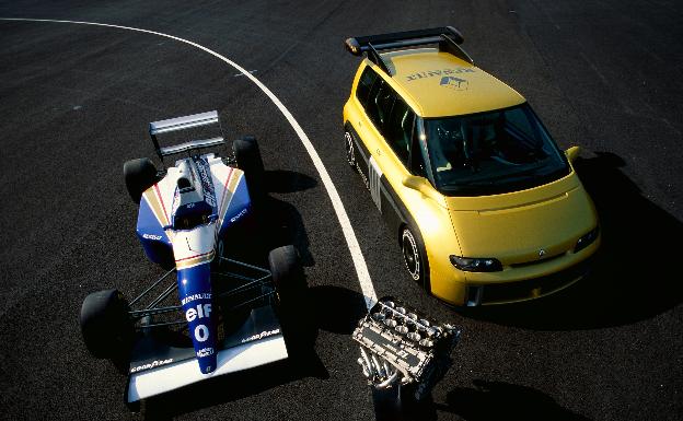 Con los monoplaza Williams, compartía el motor V10 de Renault Sport/