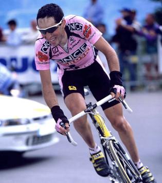 Joseba Beloki, en una imagen de sus tiempos en activo, será el gran atractivo de la prueba ciclista que acogerá Gran Canaria . / C7