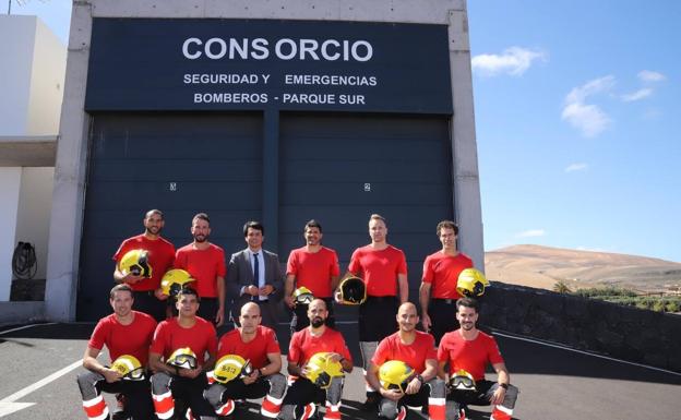 El Consorcio de Seguridad y Emergencias de Lanzarote presenta a 11 nuevos bomberos