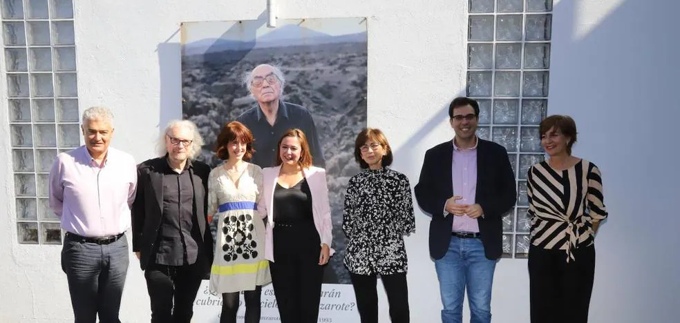 Irene Vallejo: "The books changed Saramago's life and he changed ours"
