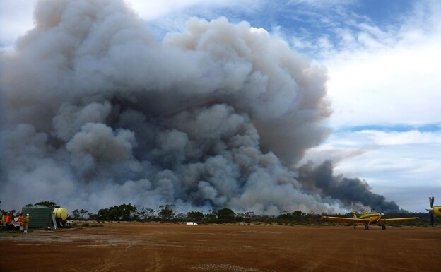 Incendio en la bahía de Bremer (Australia)./EFE