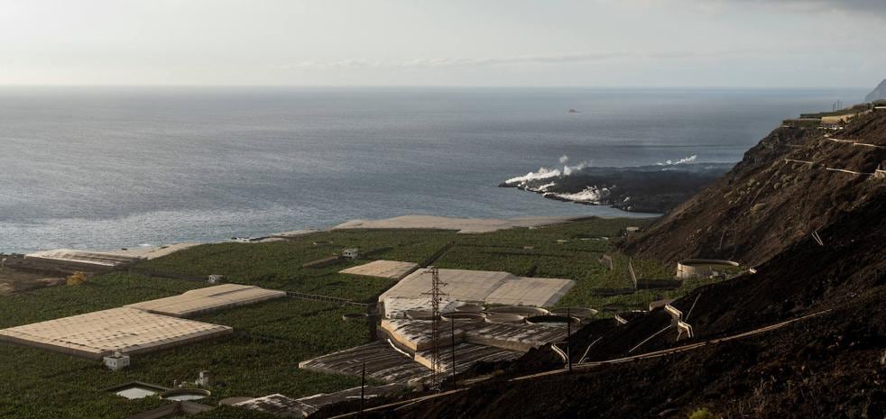 En marcha, la construcción de una carretera sobre las coladas entre Puerto Naos y Tazacorte