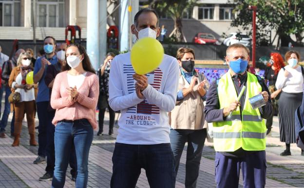 Una de las protestas del colectivo, que ha alargado más de un año la huelga. Hoy se manifestarán frente a las oficinas de Función Pública. 