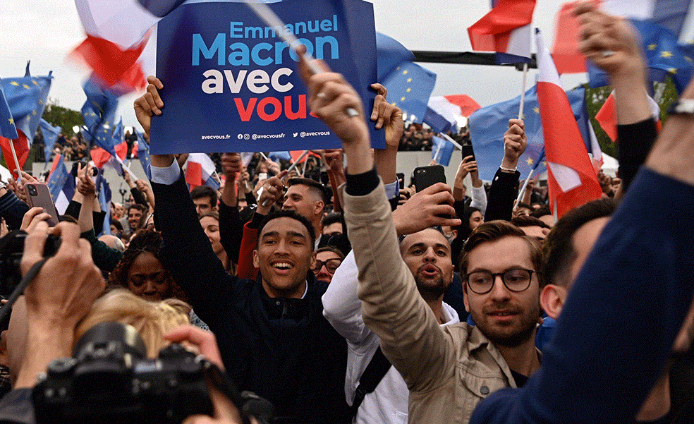 Macron contiene a la extrema derecha en Francia