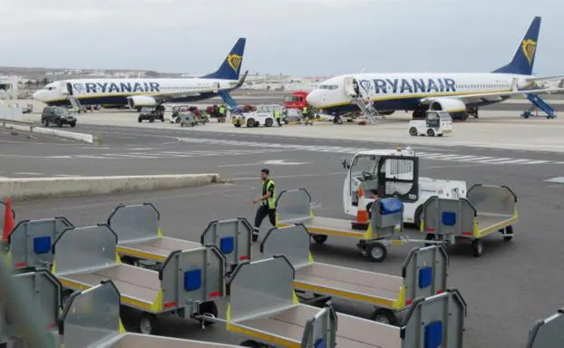 Ryanair planes on the runway at Lanzarote's César Manrique airport. 