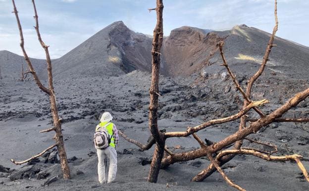 Image courtesy of the Geology professor and ULPGC researcher José Mangas of the La Palma volcano exclusion zone. 