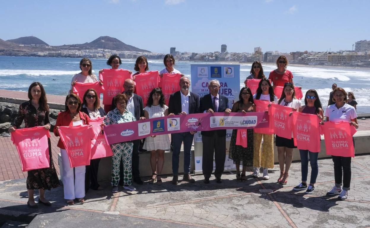 Gran Canaria se une a la Marea Rosa | Canarias7