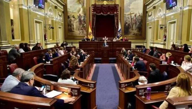 Direct: The Transparency report reaches the Canarian Parliament