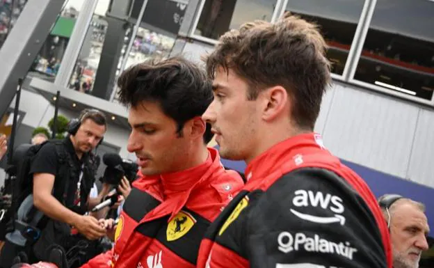Carlos Sainz y Charles Leclerc, en el circuito de Montecarlo. 