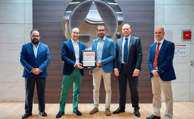 Delivery of the certificate to the SPAR Gran Canaria information security team