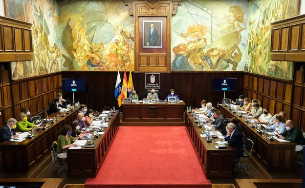 Participantes en la segunda sesión del Debate sobre el Estado de Gran Canaria de 2022. 
