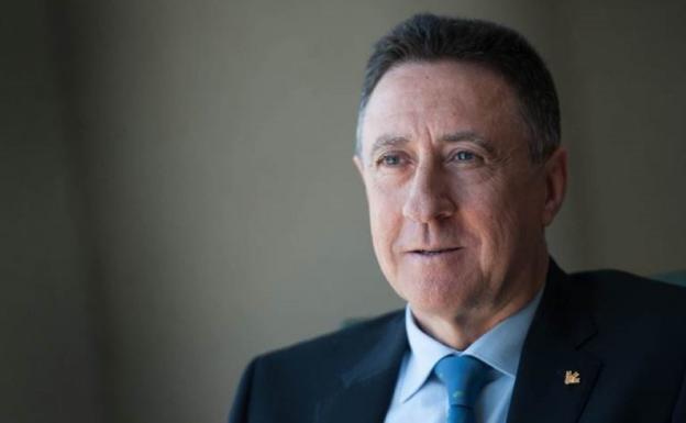 Fernando Berge details Cajasiete's sustainable bets. 