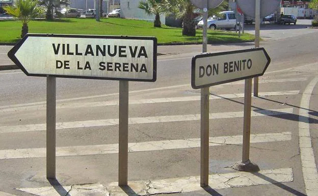 Signs of Don Benito and Villanueva de la Serena