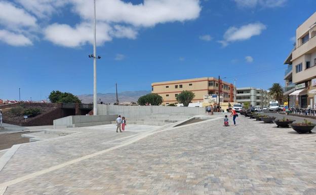 Ayuntamiento y Cabildo culminan la apertura de la primera fase de la avenida de Melenara