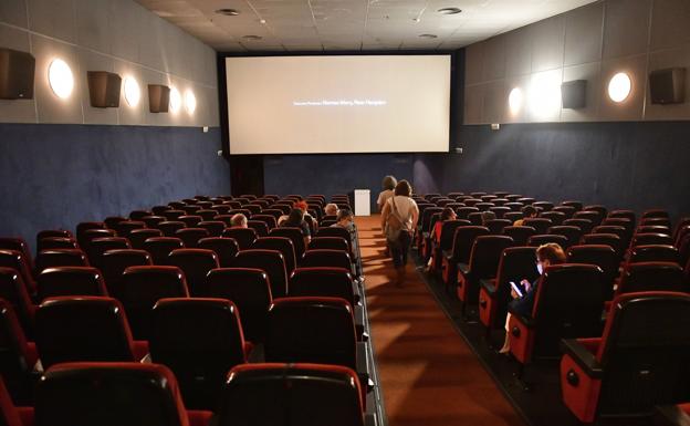 2020 image of one of the rooms of the Monopol Multiplex, currently closed. 