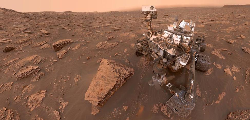 Curiosity celebrates ten years on Mars