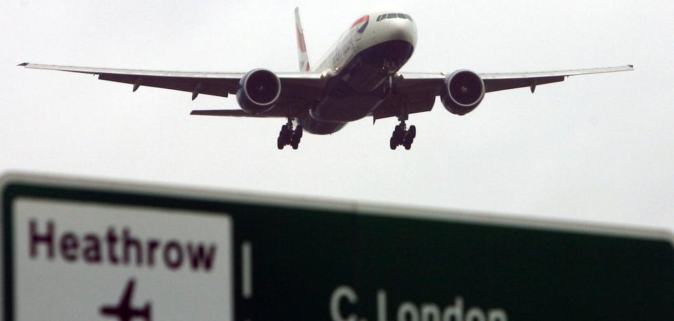 Ferrovial is considering the sale of its 25% stake in Heathrow airport