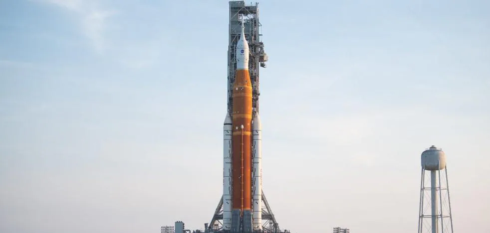 The rocket to return to the Moon is already on the launch pad