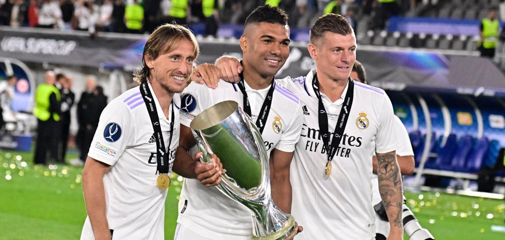 Casemiro changes Madrid for Manchester United