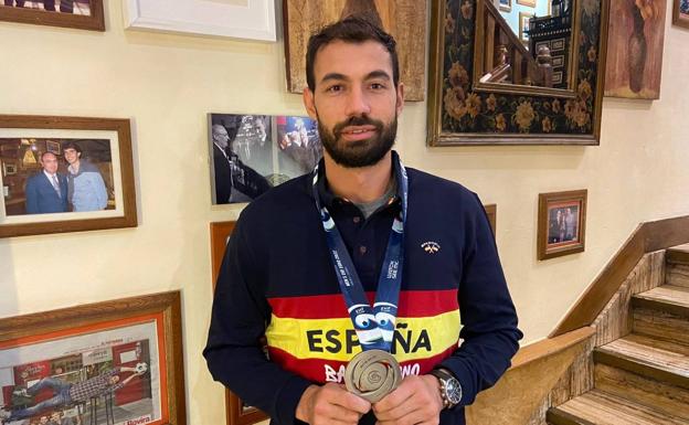 Dani Sarmiento, with the silver of this year's European that he achieved with Spain. 