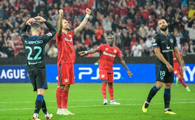 Andrich celebra el gol que abrió el triunfo del Bayer Leverkusen. /Sascha Schuermann (Afp)