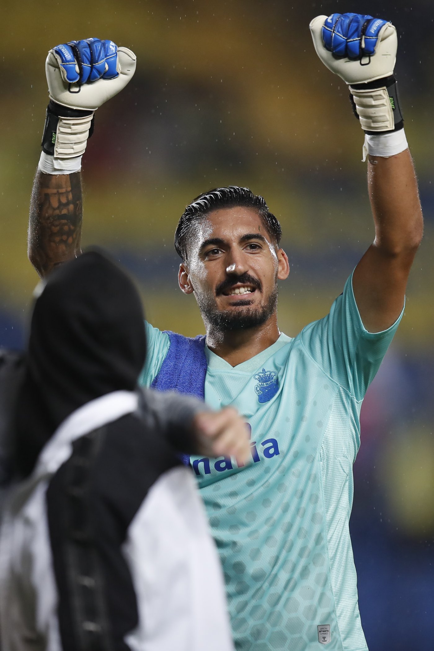 Álvaro Valles, brazos arriba celebrando la victoria del pasado fin de semana. / UDLP