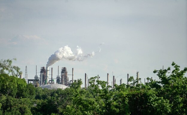 La refinería de petróleo de Baton Rouge de Exxon en Luisiana, en Estados Unidos. /Kathleen Flynn / reuters