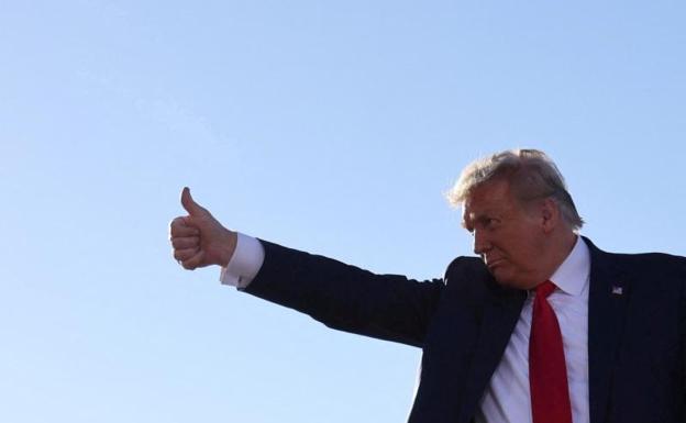 Donald Trump, durante un mitin de campaña en Arizona. /Reuters
